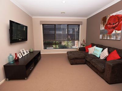 25 Gallery Way, Pakenham