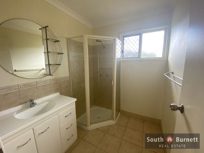 8 Rippingale Street, Moffatdale