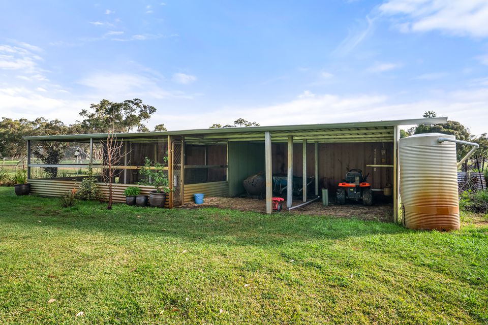 36 Beacham Road, Serpentine