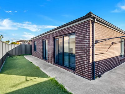 5 Capricornus Crescent, Tarneit