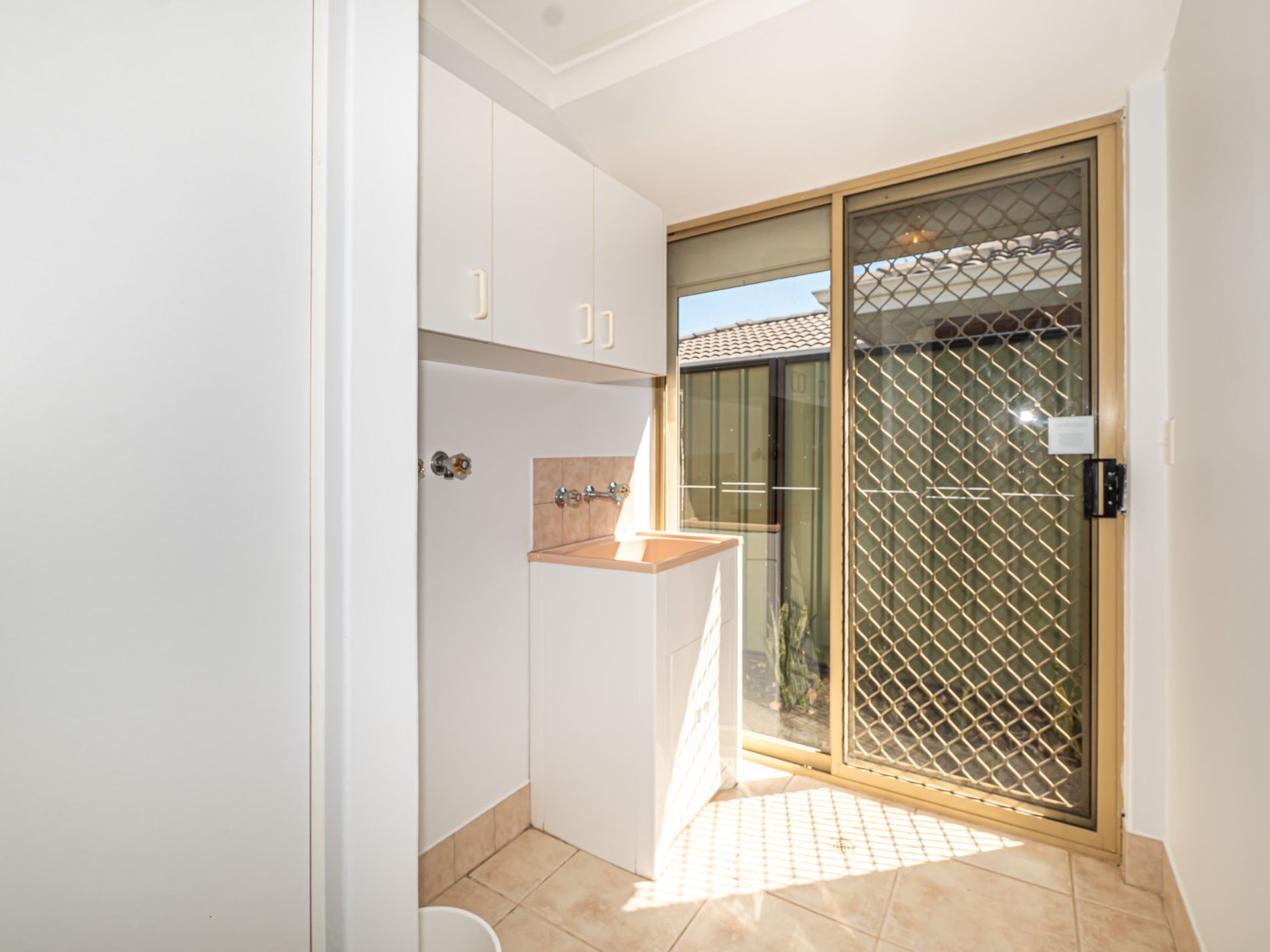 12 Carakine Grove, Thornlie