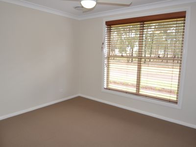 24 Timgarlen Avenue, Dubbo