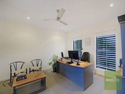 36 Lakeland Boulevard, Idalia