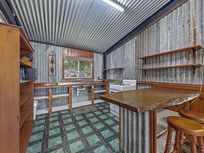 1275 Conway Road, Conway