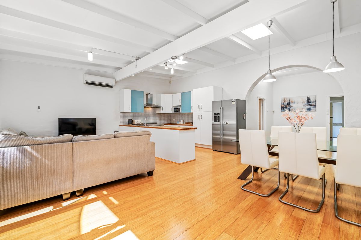 71 Broadway, Nedlands