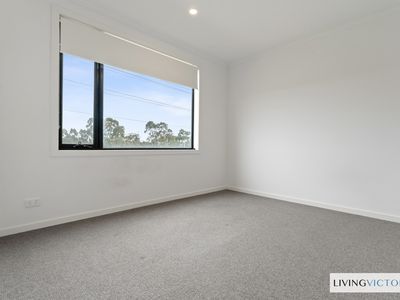 89 Oakden Crescent, St Albans