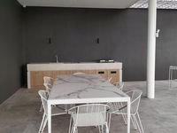 unit 208 / 28 Lissner Street, Toowong