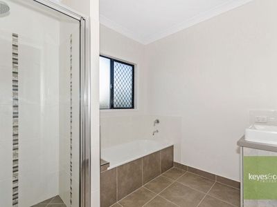 5 Lomandra Avenue, Bohle Plains