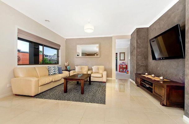 15 Hampton Street, Craigieburn