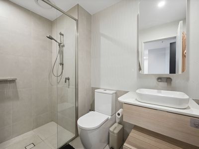 509 / 104 Easty Street, Phillip