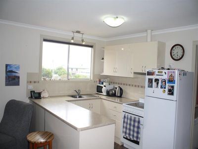 76 Irby Boulevard, Sisters Beach
