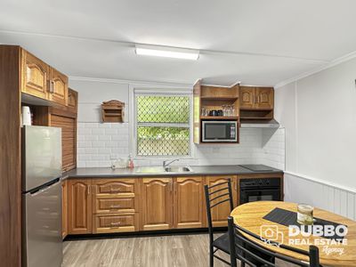 16 East Street, Dubbo