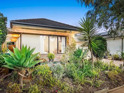 20 Half Moon Terrace, Point Cook