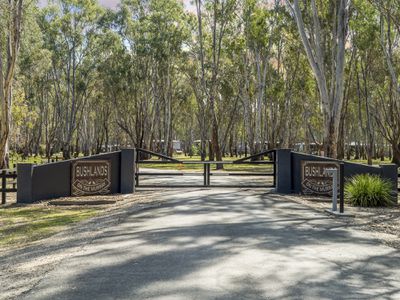 13 Bushlands Road, Tocumwal