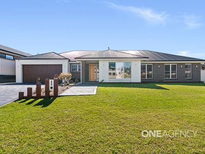 44 Carrington Park Drive, Nowra