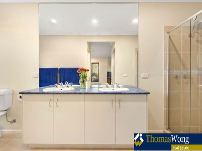 12 Bull Finch Way, Berwick