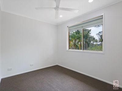 6 Tuross Close, Lake Haven