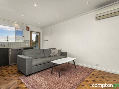 7 / 79 Raleigh Road, Maribyrnong