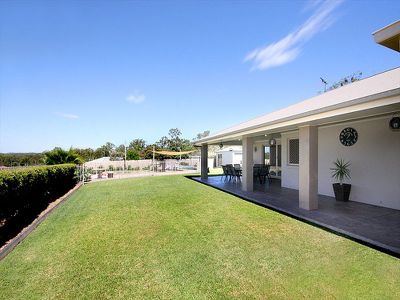 10 Harrison Grove, Deebing Heights