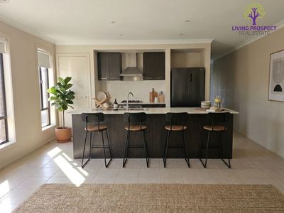 1 Rodeo Grove, Point Cook