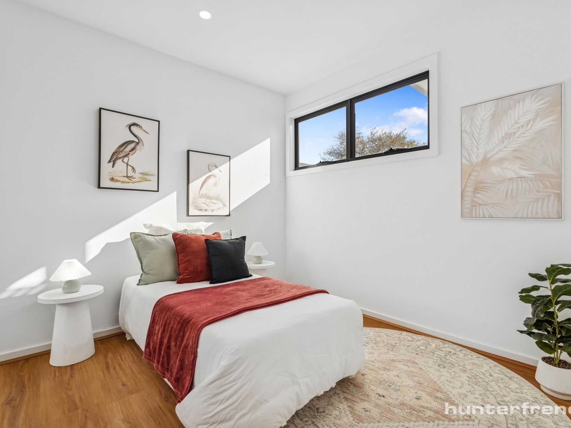 2 / 1 Almond Avenue, Brooklyn
