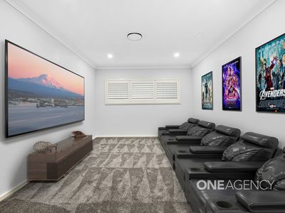 8 Cornfield Road, Calderwood