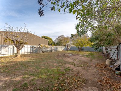 9-11 Clare Avenue, Lockington