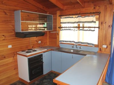 323 Dulcia Road, Gordon