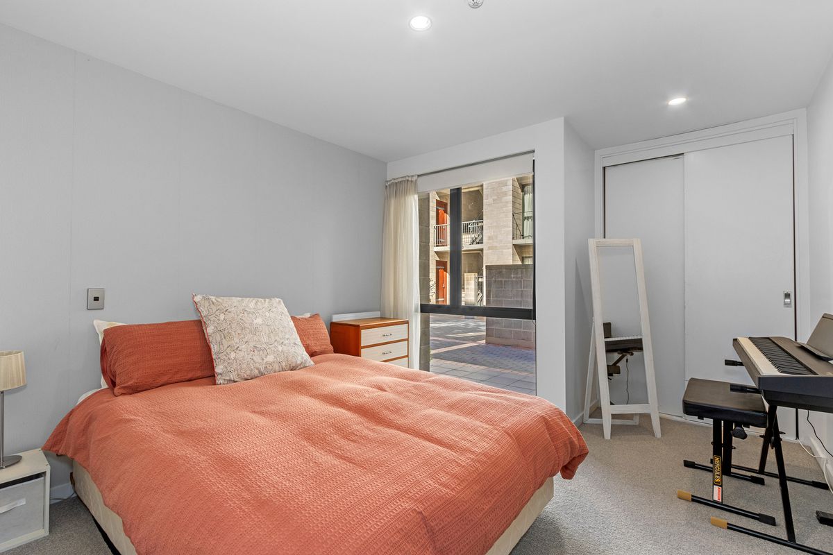 1 / 868 Colombo Street, City Centre