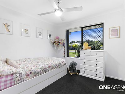 57 Ronaldo Way, Urangan