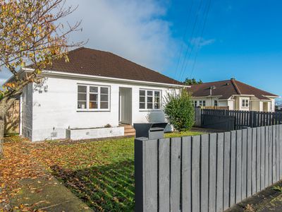 110 Bath Street, Levin