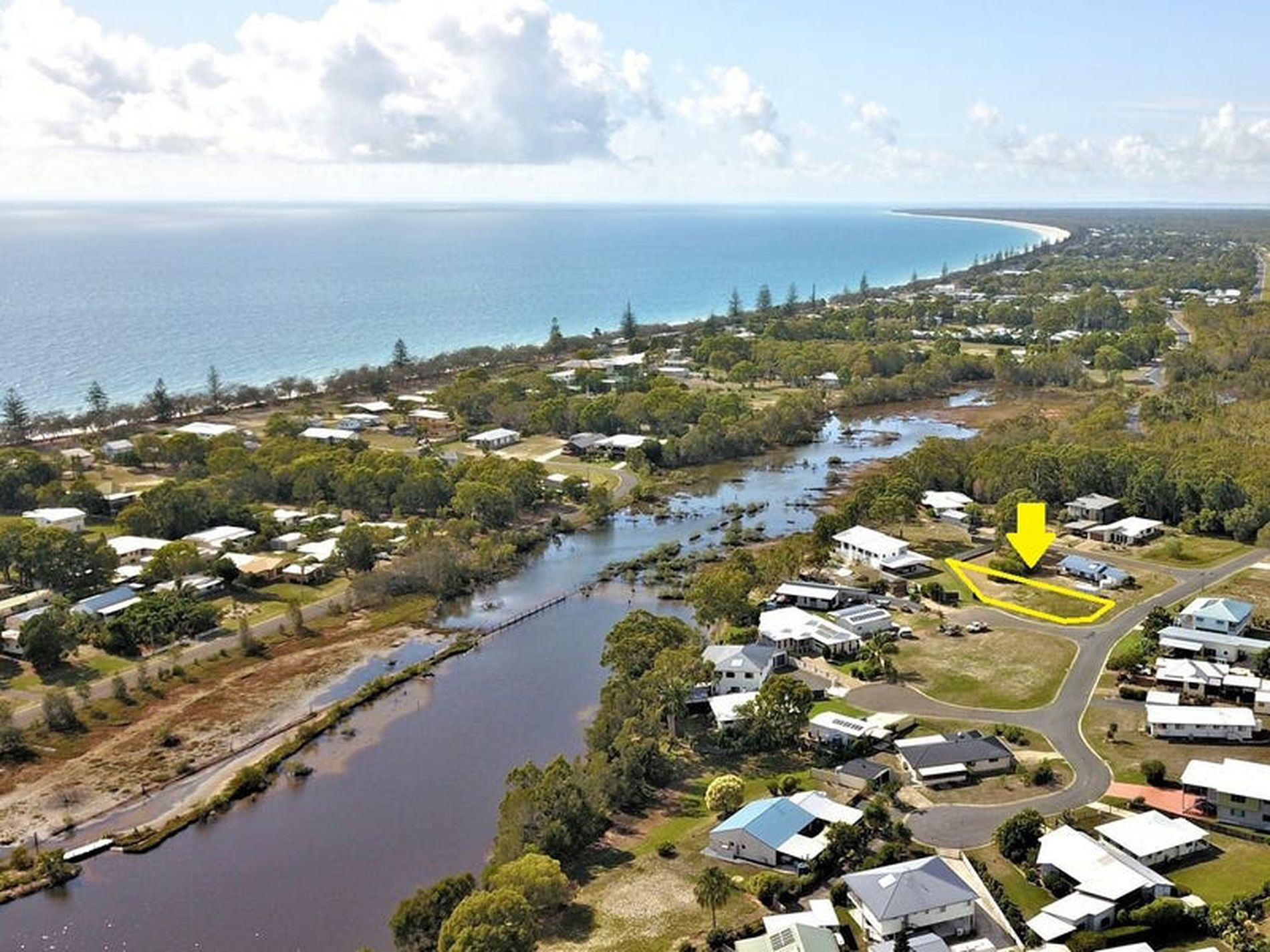2 Dugong Court, Woodgate