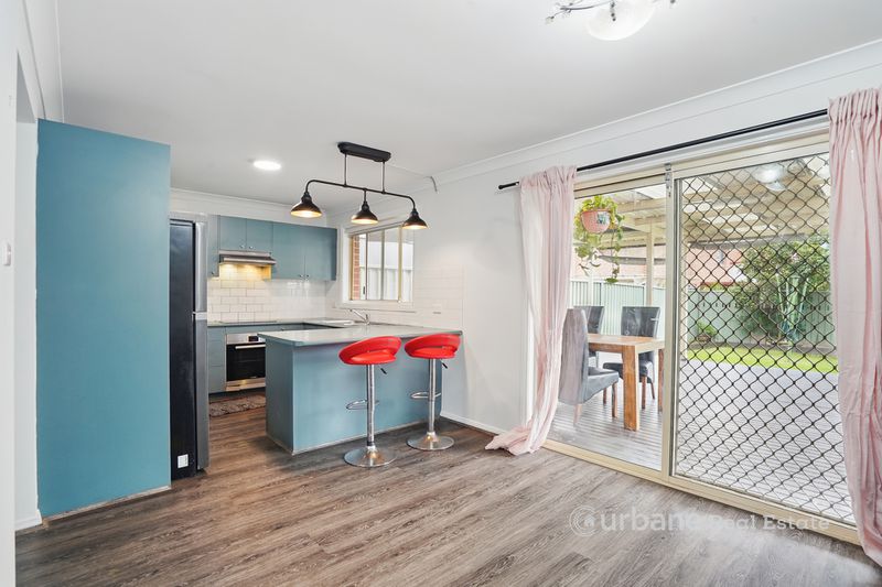 11B Lakewood Drive, Woodcroft