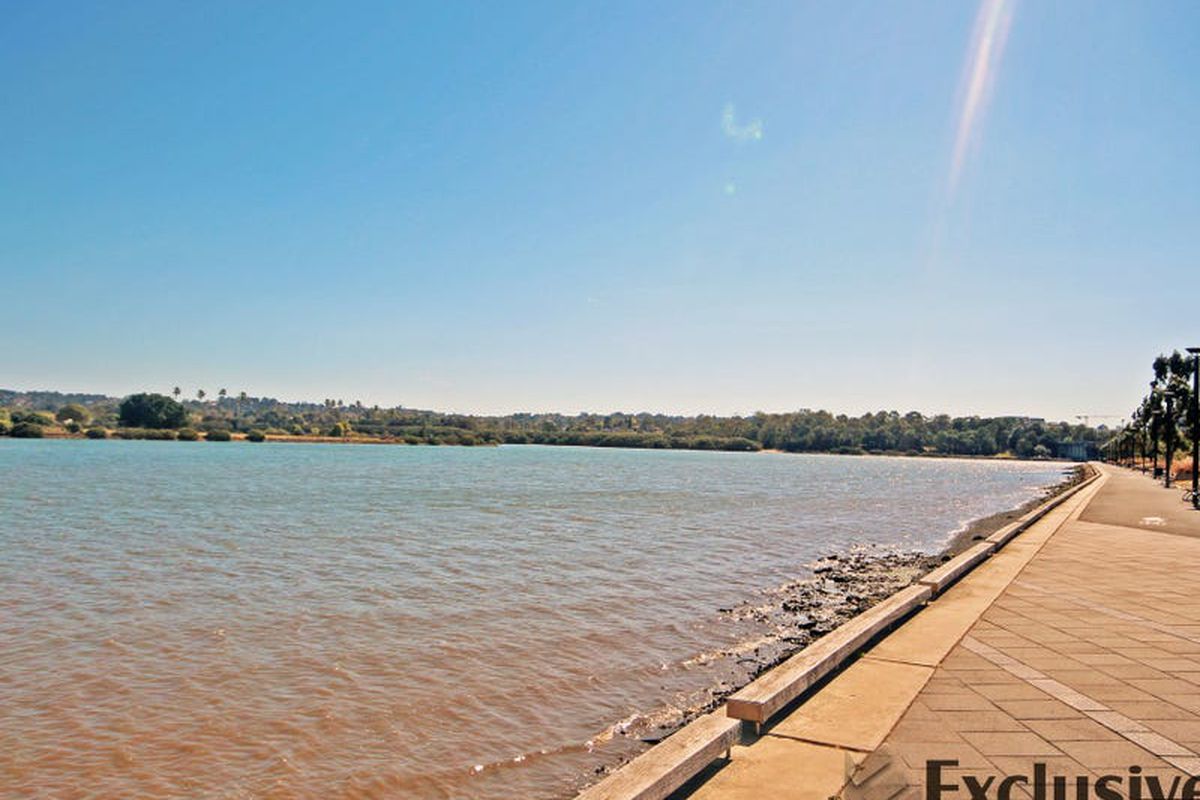 36 / 38 Shoreline Drive, Rhodes