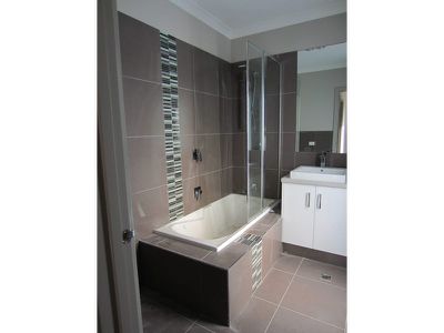 2 Percy Street, Newtown