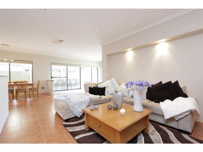 6 Rees Pass, Southern River