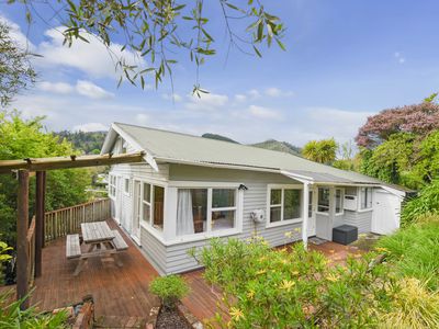 32 Locking Street, Nelson South