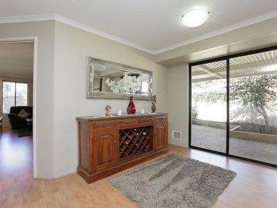 26 Hedgeley Way, Canning Vale