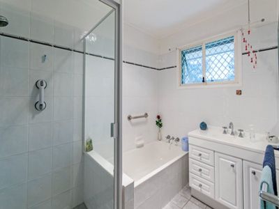 15 Powers Road, Muirlea