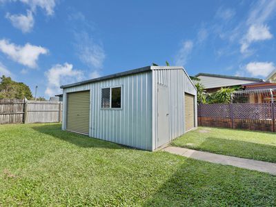 25 Chauvel Street, South Mackay