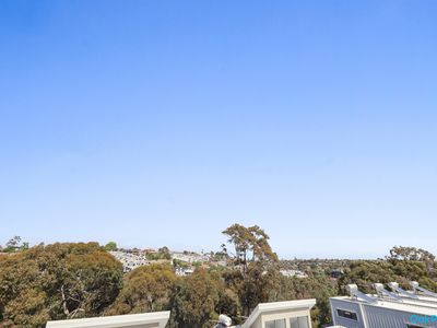 2 / 18 Austin Cres, Pascoe Vale