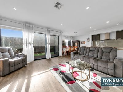 556 Grand Boulevard, Craigieburn