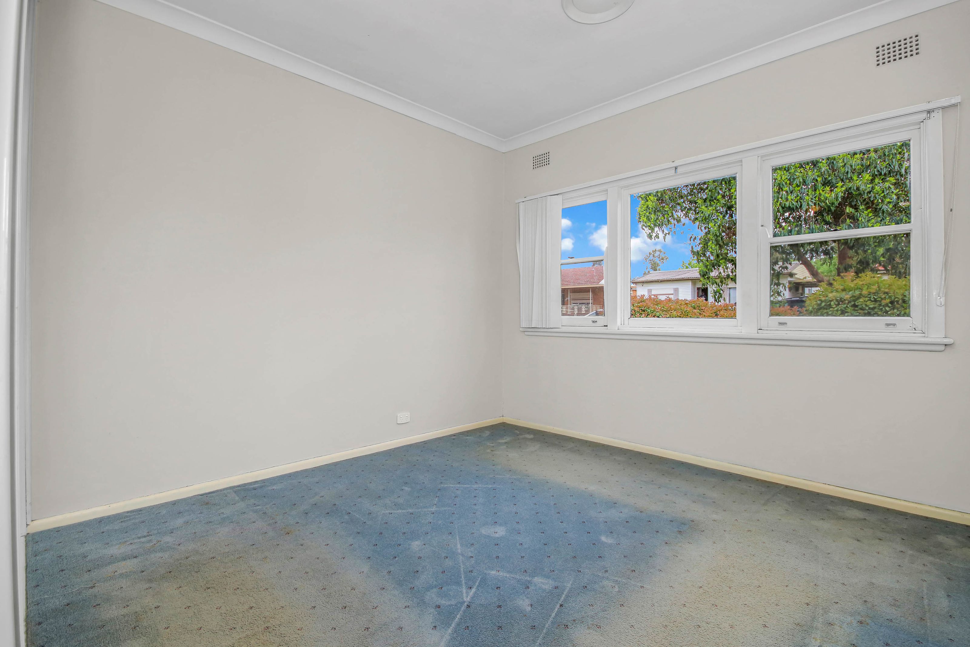 35 Anthony Crescent, KINGSWOOD