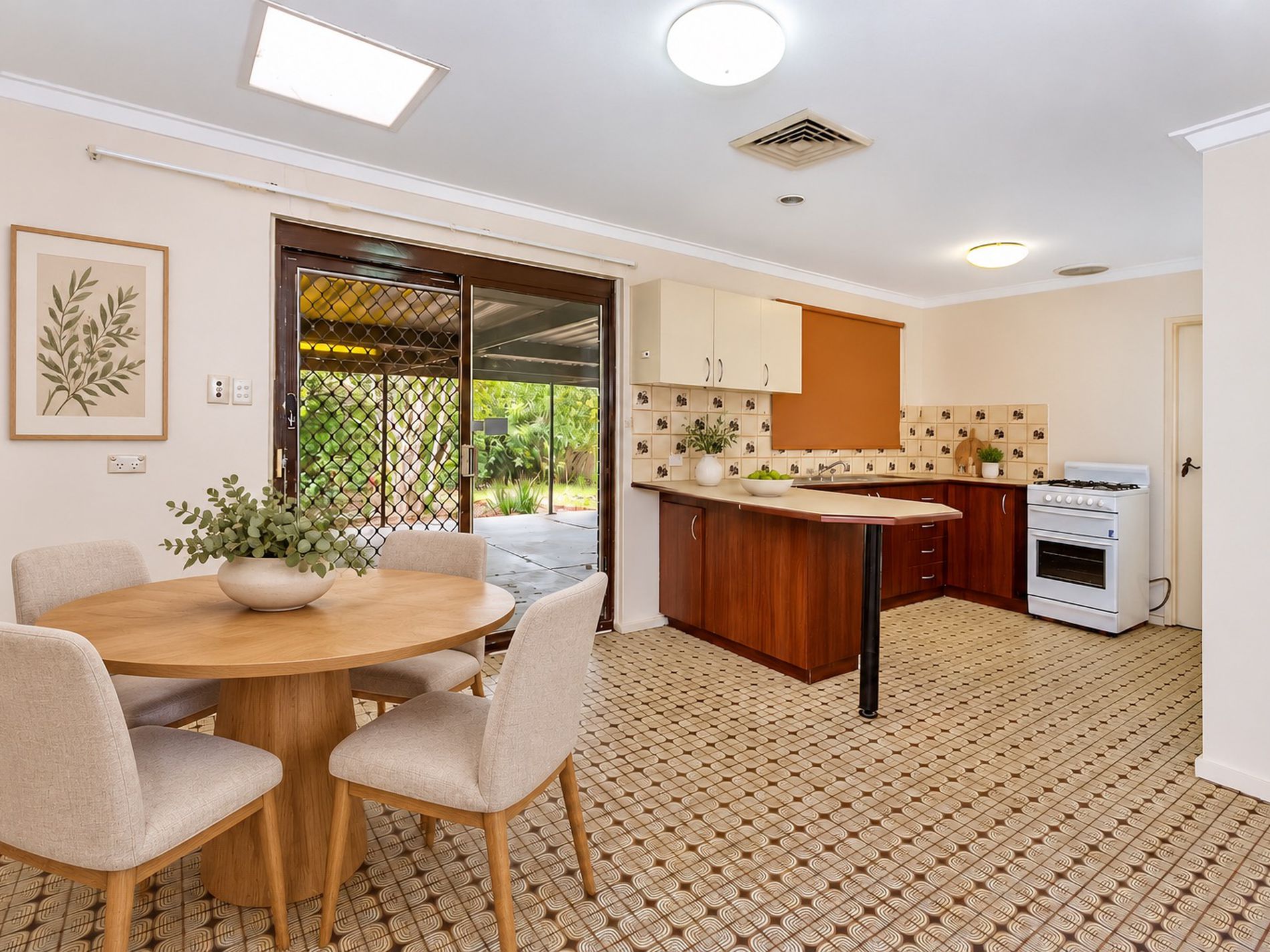 52 Charles Street, Midland