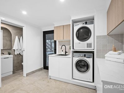 312 Sumners Road, Riverhills