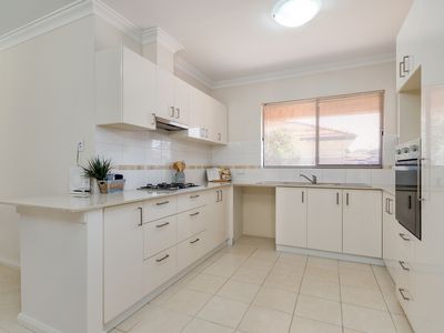 9 / 99-101 Alexander Drive, Dianella