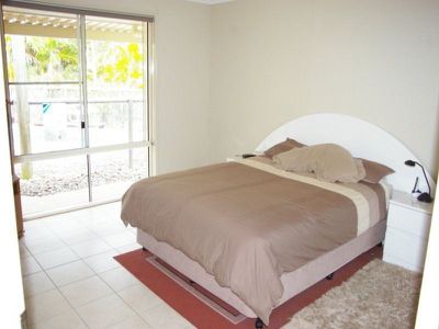 3 Honey Gem Place, Cooroibah