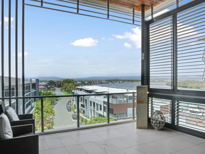 4402 / 2 Sunset Avenue, Paradise Point