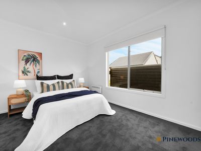 2/60 Cradle mountain drive, Craigieburn
