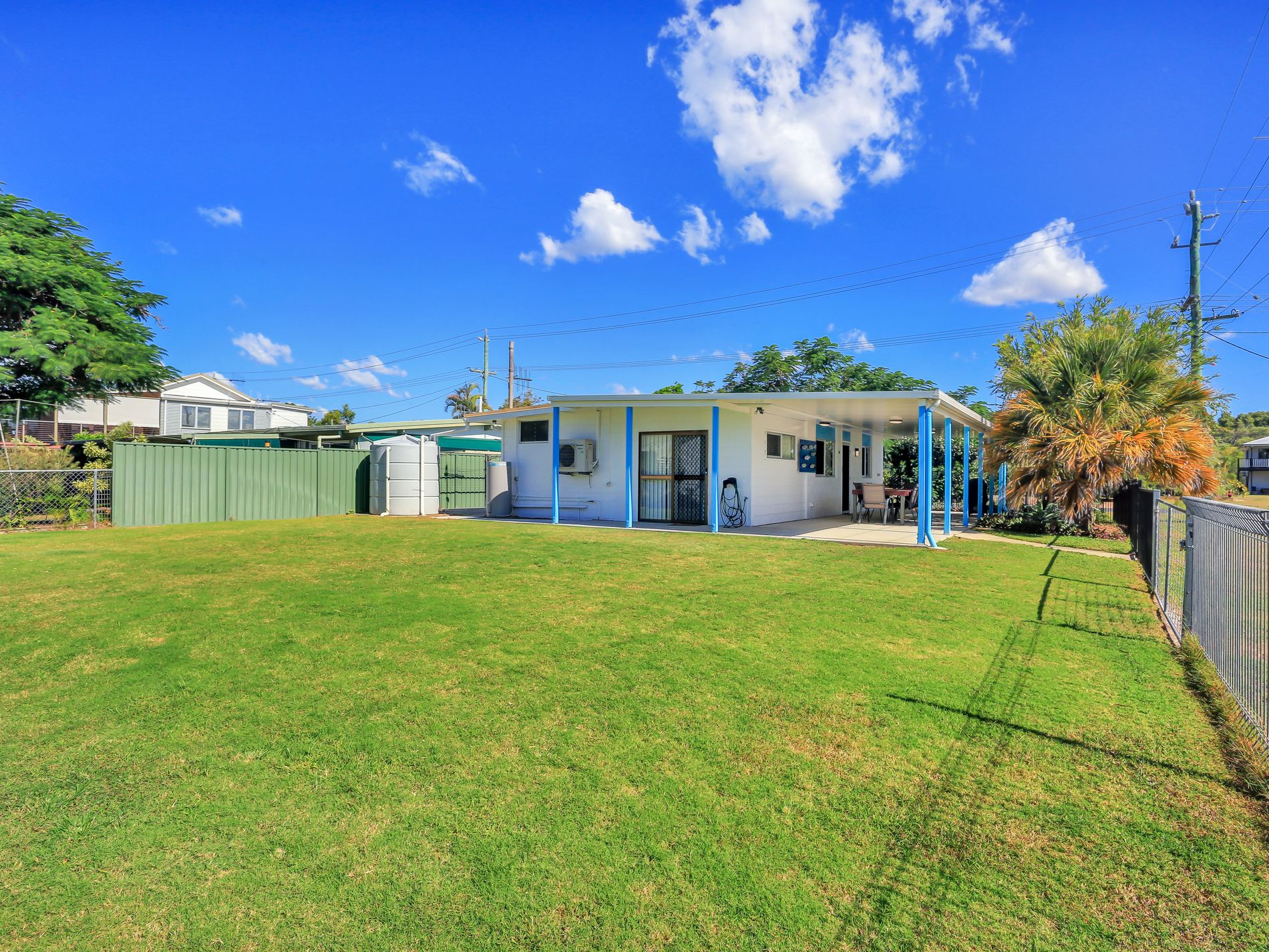 92 Mackerel Street, Woodgate